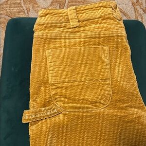 Caterpillar color plus co mustard corduroy carpenter shorts. W36